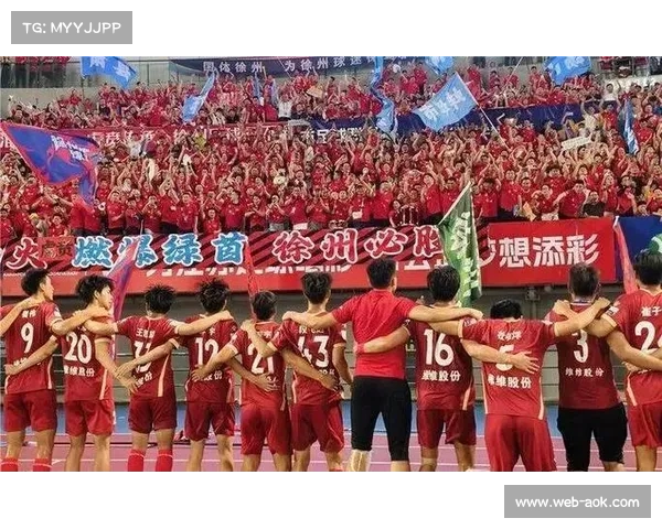 江苏足球文化深耕社区推动盐城常州赛后球迷互动活动共振足球热情 江苏足球文化深耕社区推动盐城常州赛后球迷互动活动共振足球热情
