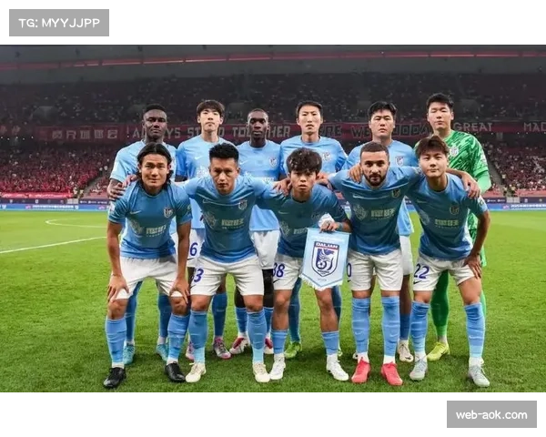 上海海港对阵大连英博，获胜即可夺冠